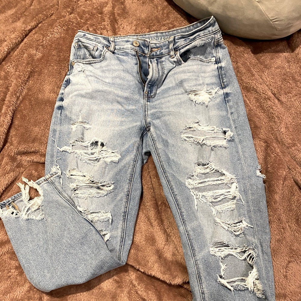 American eagle mom jeans